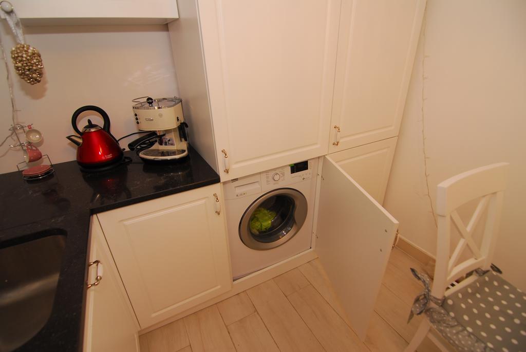 Imaginarium Apartment Syracuse Room photo